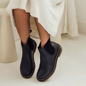 Dr. Martens Chelsea Boots Sz 8 / 39